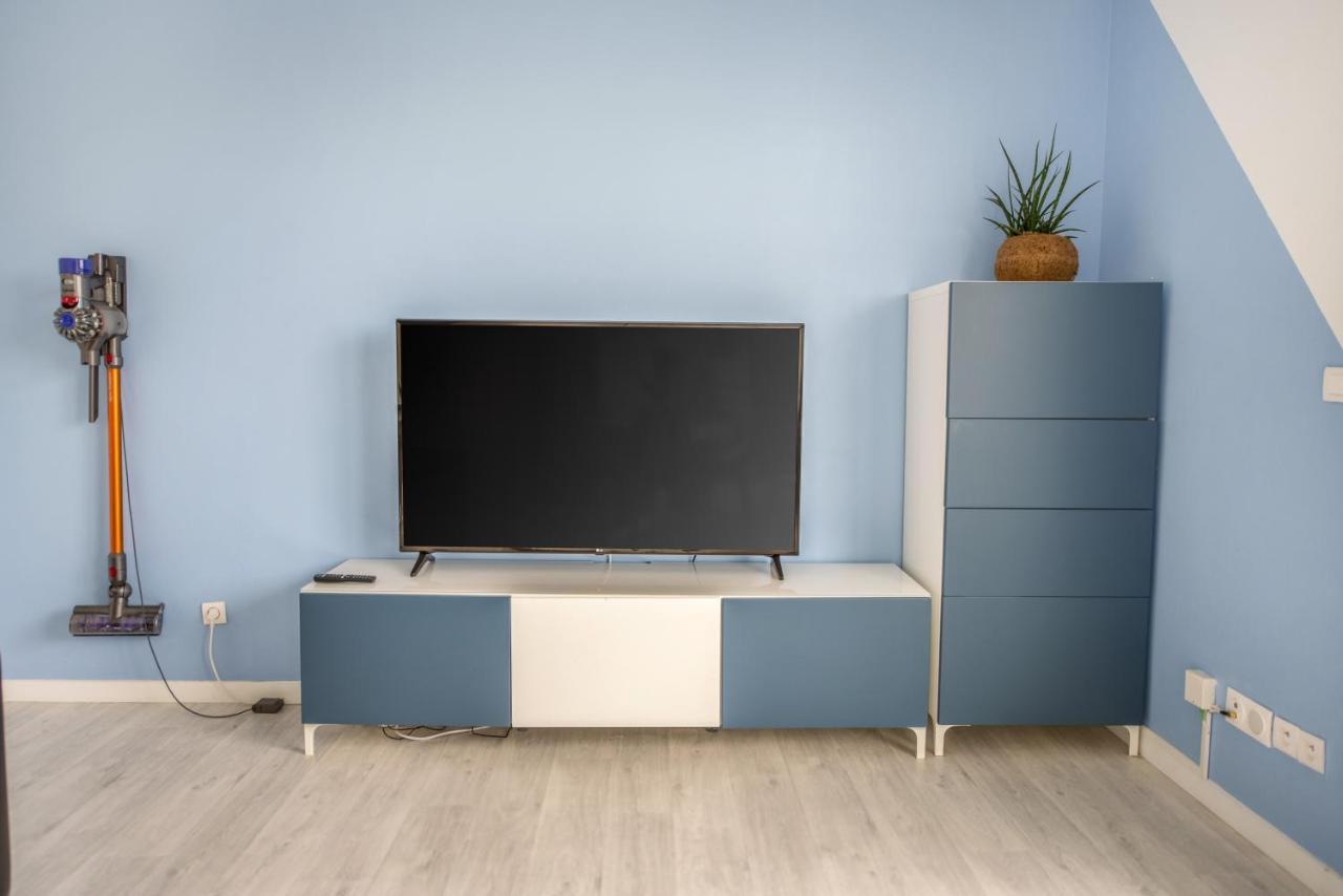 Bel Appartement De 2 Chambres A 40 Min De Paris Courcouronnes 외부 사진